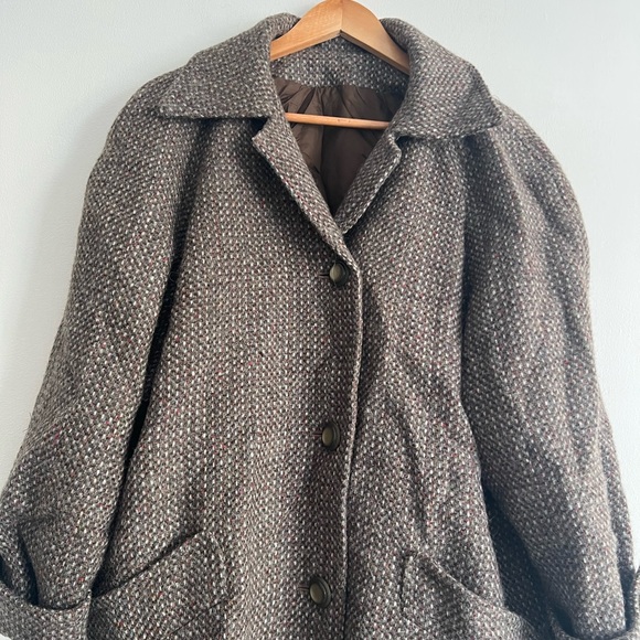 Vintage Coat - Picture 3 of 10